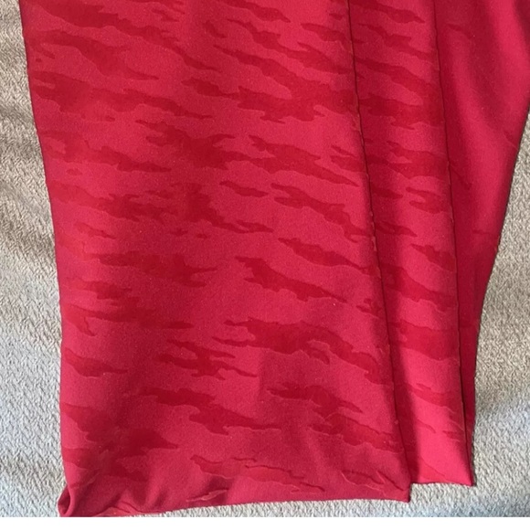 Lululemon Women's Lunar New Year Wunder Under High-Rise Tight 25" Size 12 - Picture 14 of 14